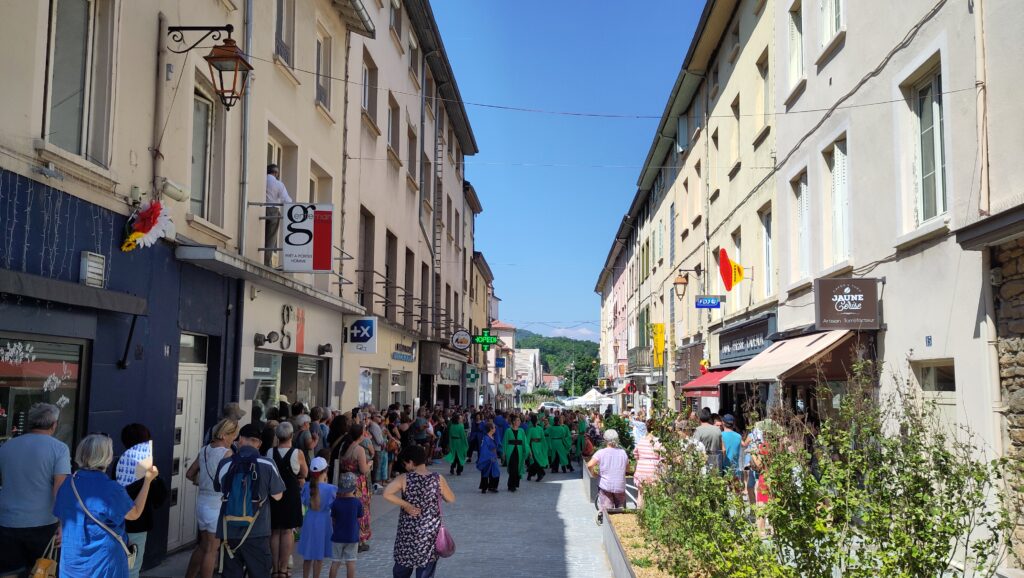 Inauguration de la rue Victor Hugo piétonnisée